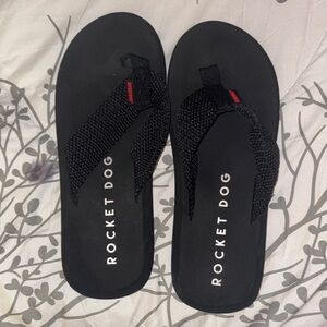 Rocket Dog Classic Black Sandals